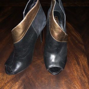 Black/Bronze Open toe Booties